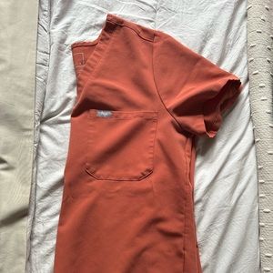 Figs Scrub Set in Terracotta